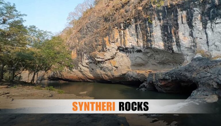 syntheri rocks near dandeli