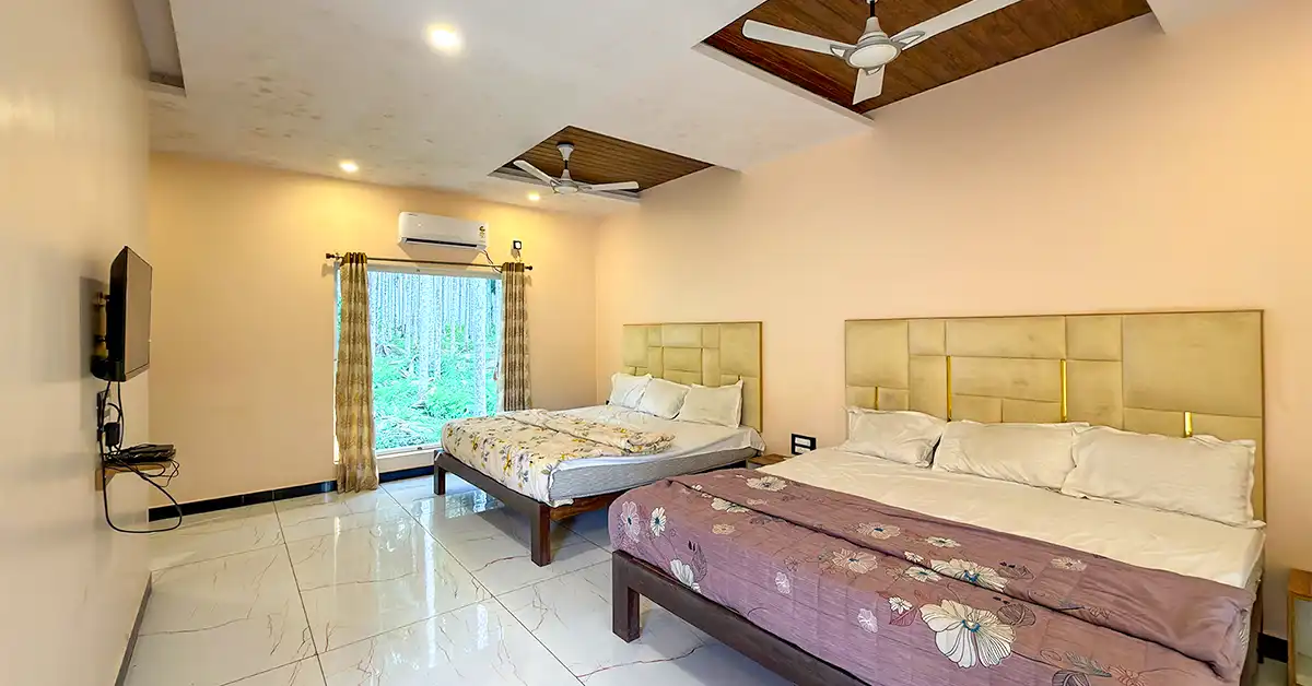 Magenta Resort Family Room