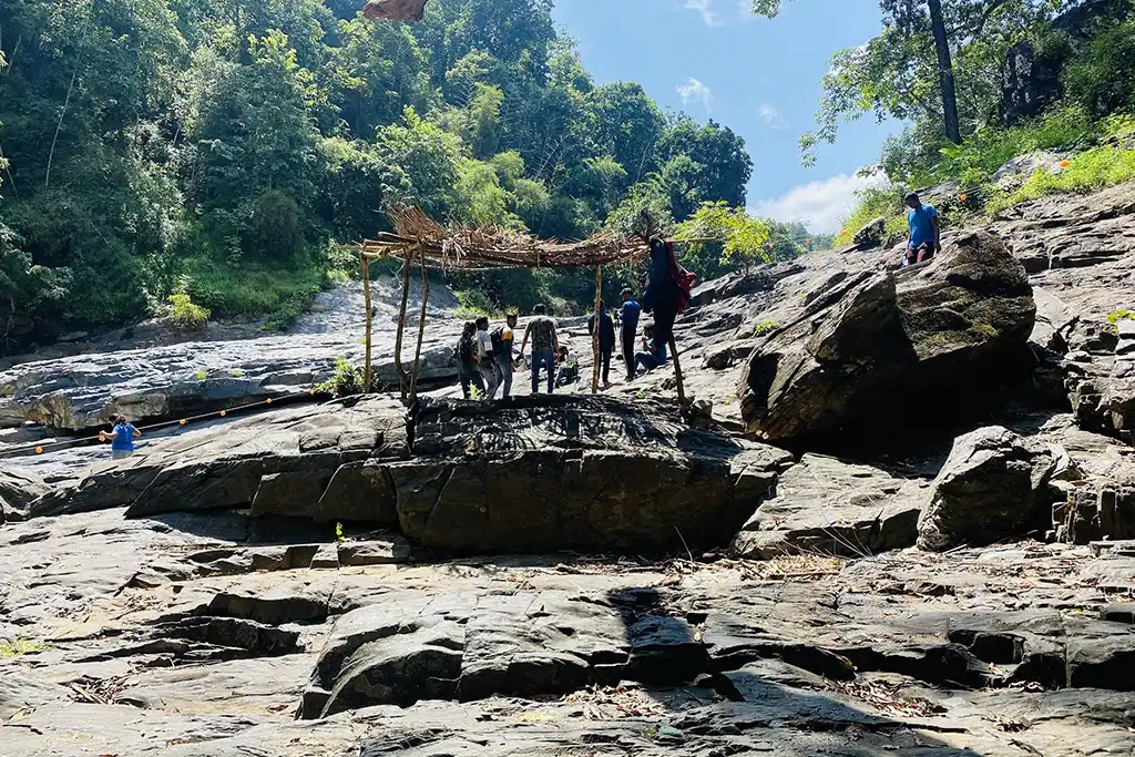 Syntheri rocks in summer